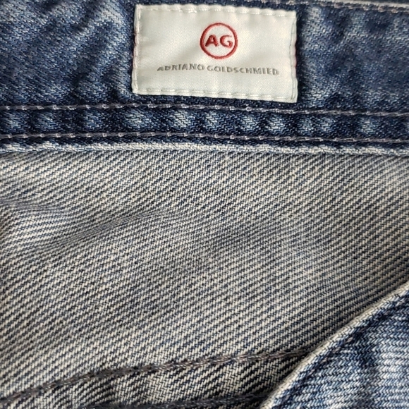 AG The Graduate Tailored Straight Jeans - Picture 6 of 7